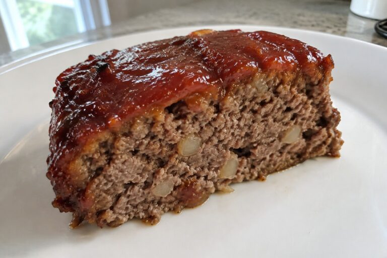 13 Cracker Barrel Meatloaf Recipes With the Signature Tomato-Brown Sugar Sauce 13 Cracker Barrel Meatloaf Recipes With the Signature Tomato-Brown Sugar Sauce